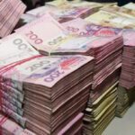 Фіктивне батьківство за 200 тисяч: на Сумщині викрили організаторку схеми виїзду за кордон