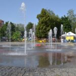 У Сумах у парку «Казка» демонтували табличку про його заснування «до 40-річчя перемоги»